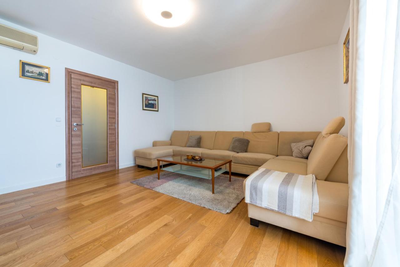 Apartment Oceania Дубровник Екстериор снимка